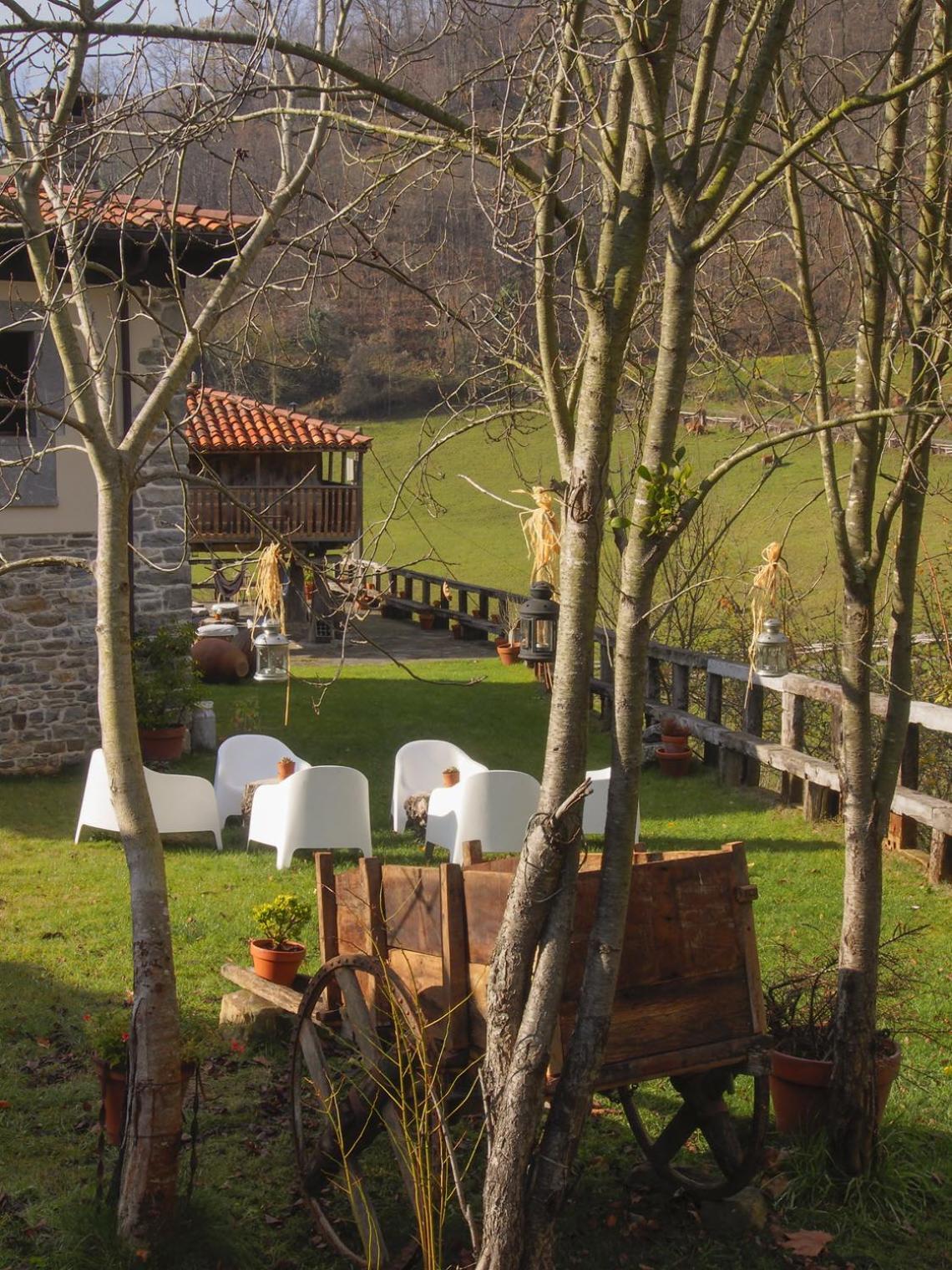 Casona De El Castaniu Hotell Serrapio Exteriör bild
