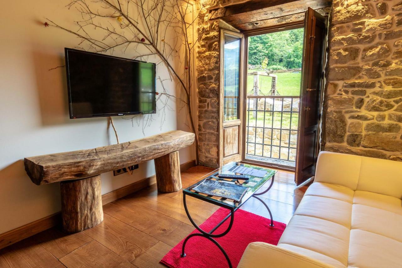 Casona De El Castaniu Hotell Serrapio Exteriör bild