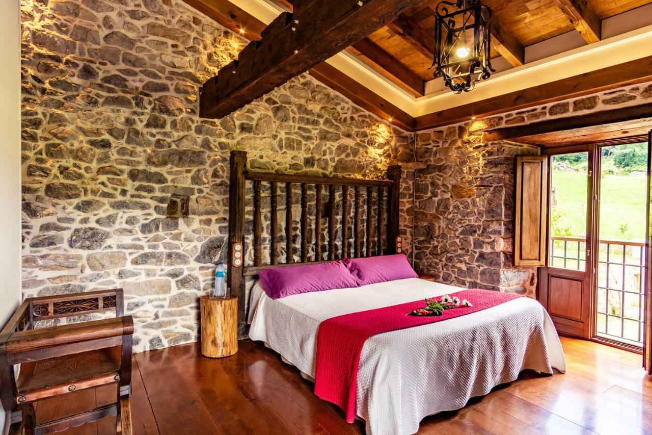Casona De El Castaniu Hotell Serrapio Exteriör bild